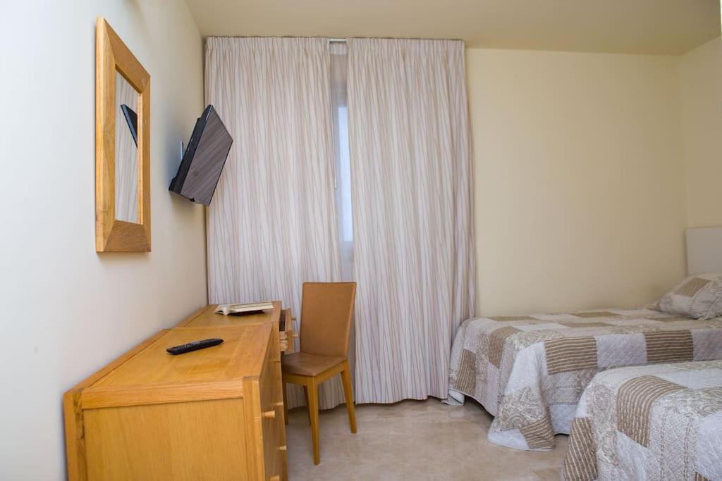2 Bedrooms Apartment In Magnolia Golf Resort, La Caleta Адехе Экстерьер фото