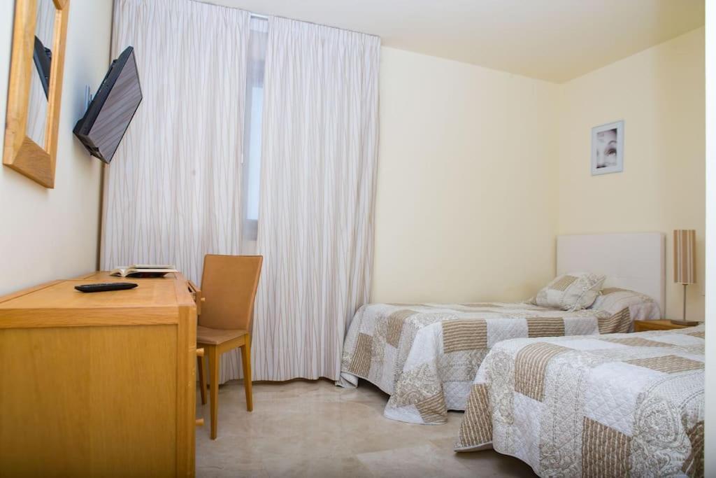2 Bedrooms Apartment In Magnolia Golf Resort, La Caleta Адехе Экстерьер фото