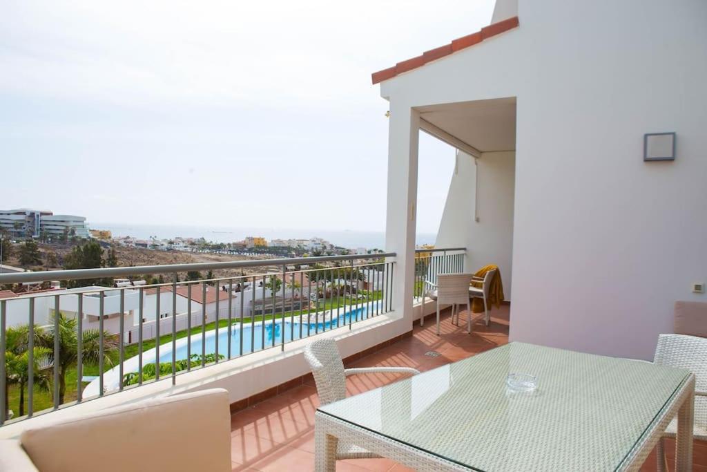 2 Bedrooms Apartment In Magnolia Golf Resort, La Caleta Адехе Экстерьер фото
