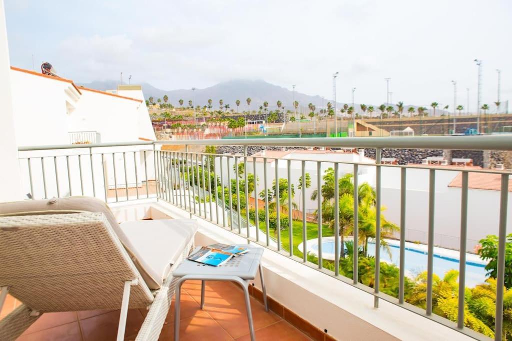 2 Bedrooms Apartment In Magnolia Golf Resort, La Caleta Адехе Экстерьер фото